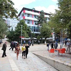 Piazza Hotel